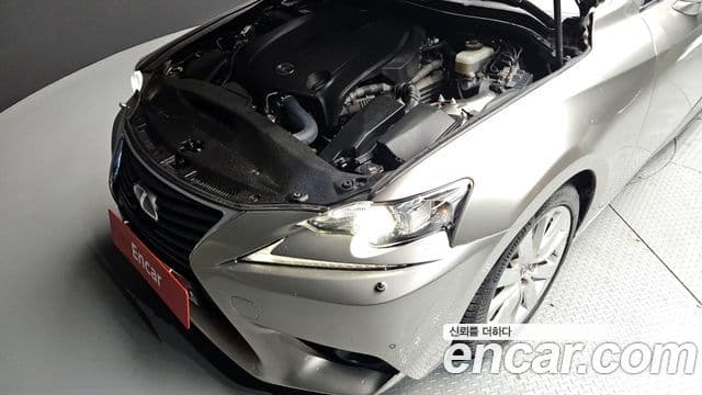 Lexus New IS250 XE30, 2015 6