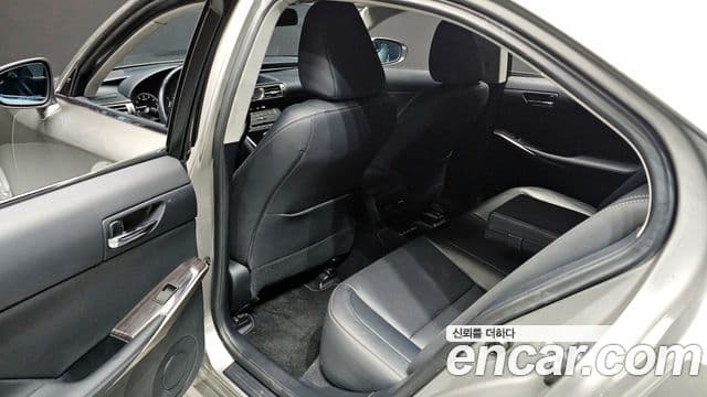 Lexus New IS250 XE30, 2015 11