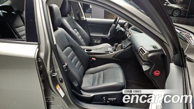 Lexus New IS250 XE30, 2015 12