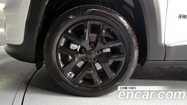 Jeep Renegade 1.3 Limited, 2023 все фото