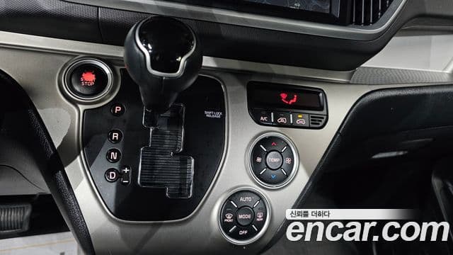 Kia The / новый New Ray Signature, 2021 9