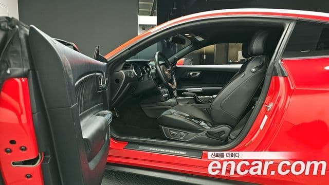 Ford Mustang купе, 2016 10