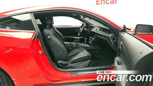 Ford Mustang купе, 2016 11