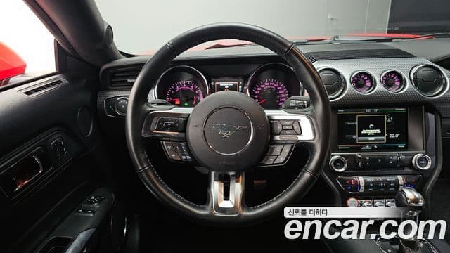 Ford Mustang купе, 2016 13