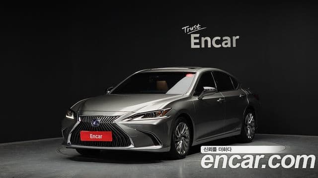 Lexus ES300h 7세대 Luxury Plus, 2020 1