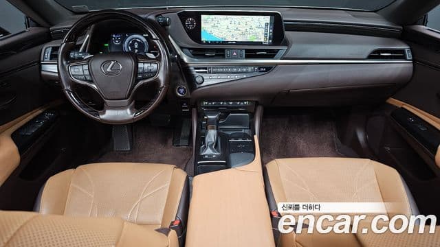 Lexus ES300h 7세대 Luxury Plus, 2020 7