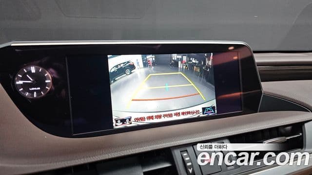 Lexus ES300h 7세대 Luxury Plus, 2020 15