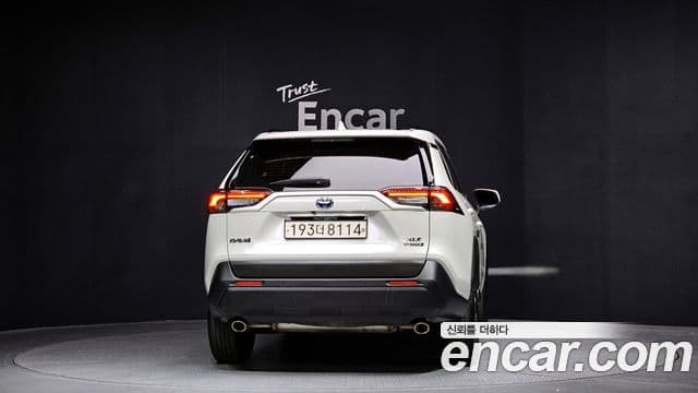 Toyota RAV4 5세대, 2022 4