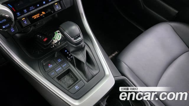 Toyota RAV4 5세대, 2022 9