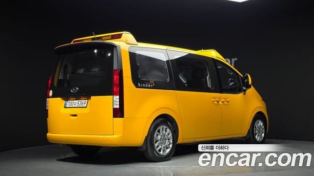 Hyundai Staria 11인승, 2022 2