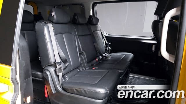 Hyundai Staria 11인승, 2022 12