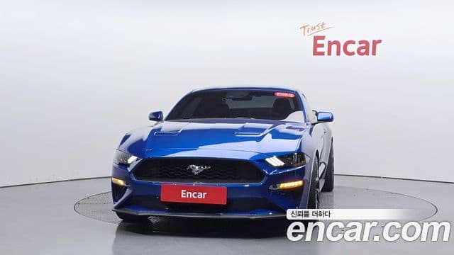 Ford Mustang купе, 2018 3