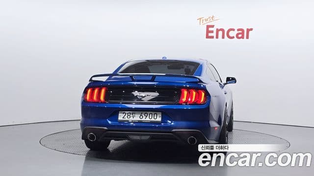 Ford Mustang купе, 2018 4