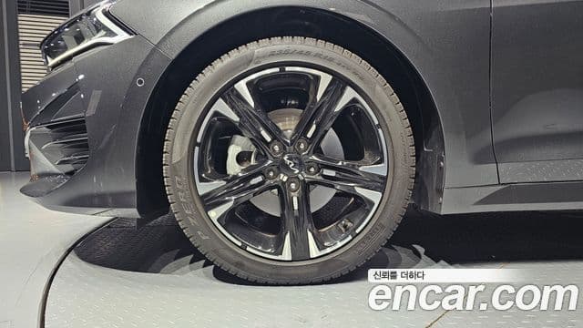 Kia K5 3세대 Signature, 2023 все фото