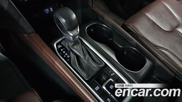 Hyundai Santa Fe TM Inspiration, 2019 9