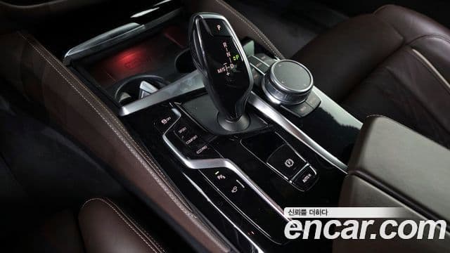 BMW 5시리즈 (G30) 523d xDrive M Sport, 2021 9