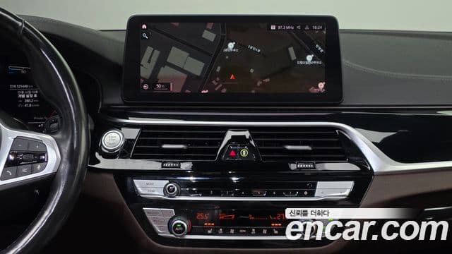 BMW 5시리즈 (G30) 523d xDrive M Sport, 2021 12