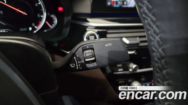 BMW 5시리즈 (G30) 520d M Sport Plus, 2018 17