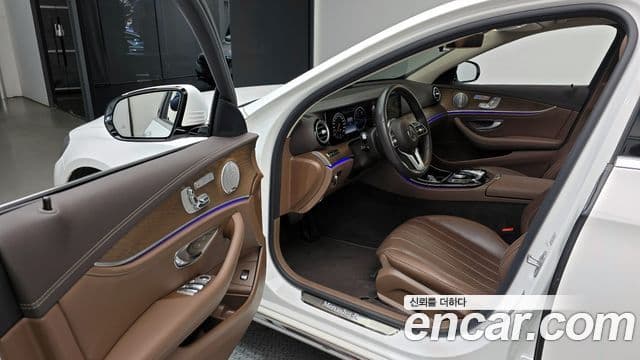 Mercedes-Benz E-класс W213 Exclusive, 2020 11
