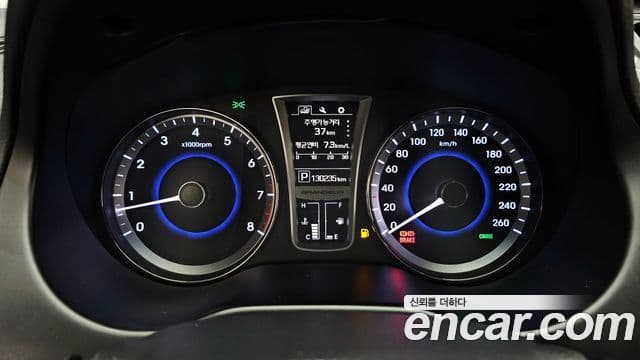 Hyundai Grandeur HG Modern, 2015 8