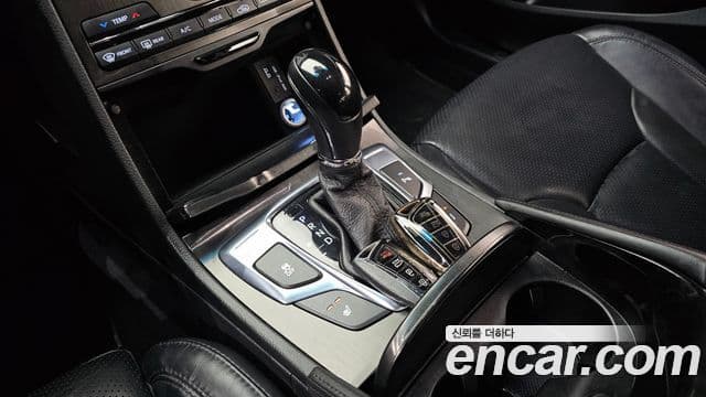 Hyundai Grandeur HG Modern, 2015 9
