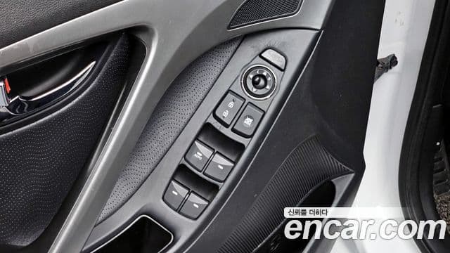 Hyundai Avante MD M16 GDI top, 2012 17