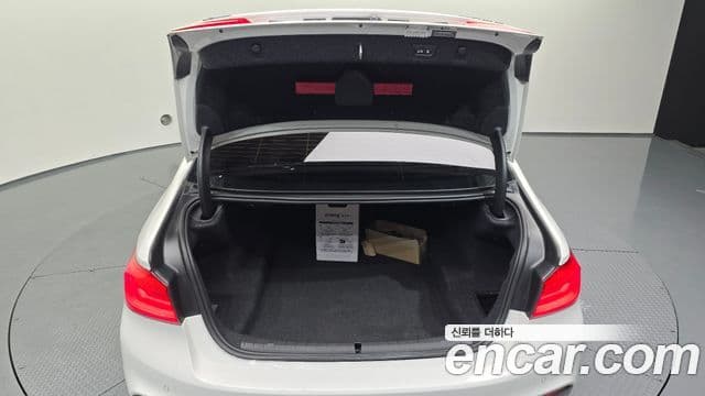 BMW 5시리즈 (G30) 520d xDrive M Sport, 2017 21