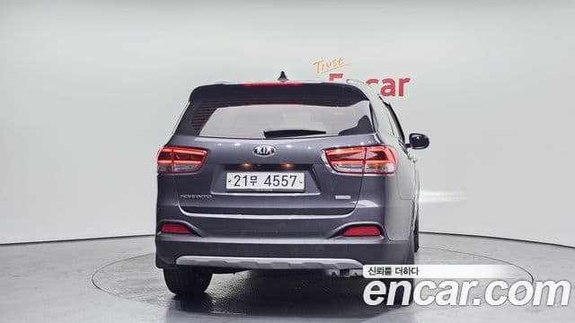 Kia All New Sorento Prestige, 2017 4