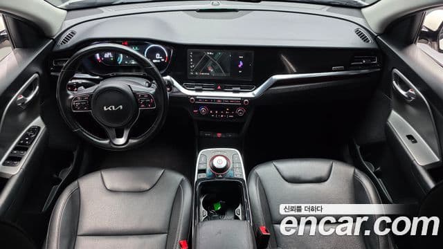Kia Niro Plus Air, 2023 4