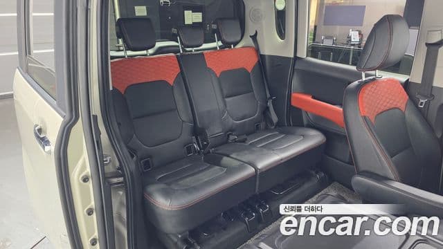 Kia The / новый New Ray Signature, 2021 12