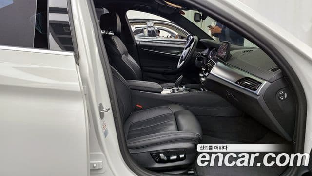 BMW 5시리즈 (G30) 520i M Sport, 2023 11