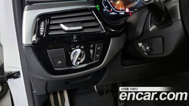 BMW 5시리즈 (G30) 520i M Sport, 2023 16