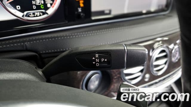 Mercedes-Benz S-класс W222 S63 AMG 4MATIC, 2016 9