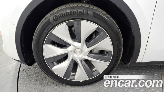 Tesla модель Y Long Range AWD, 2022 все фото