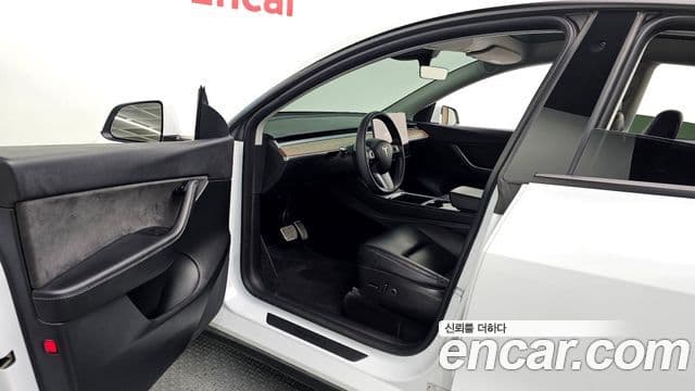 Tesla модель Y Long Range AWD, 2022 10