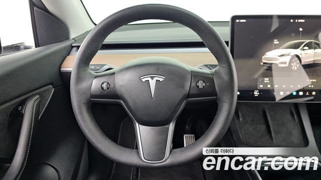 Tesla модель Y Long Range AWD, 2022 13