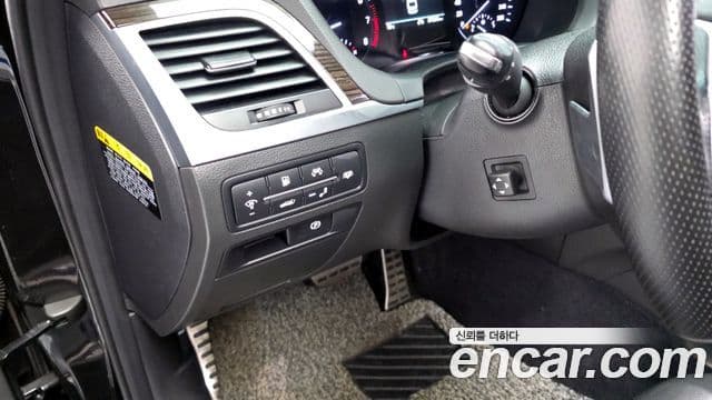 Genesis G80 Premium Luxury, 2019 17