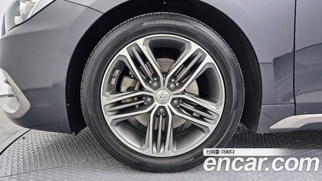 Hyundai Grandeur IG Exclusive, 2018 все фото