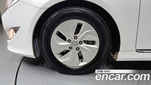 Hyundai Sonata гибрид Smart, 2014 все фото