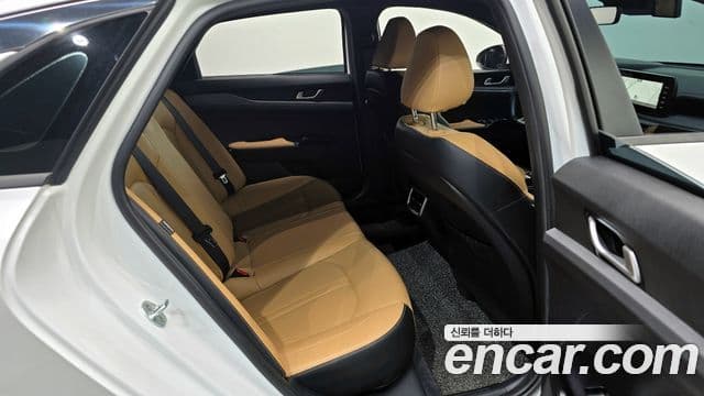 Kia K5 3세대 Prestige, 2021 13