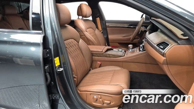 Genesis G90 Premium Luxury, 2019 10