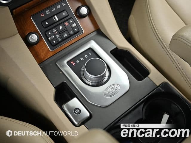 Land Rover Discovery 4 3.0 SDV6 SE, 2014 9