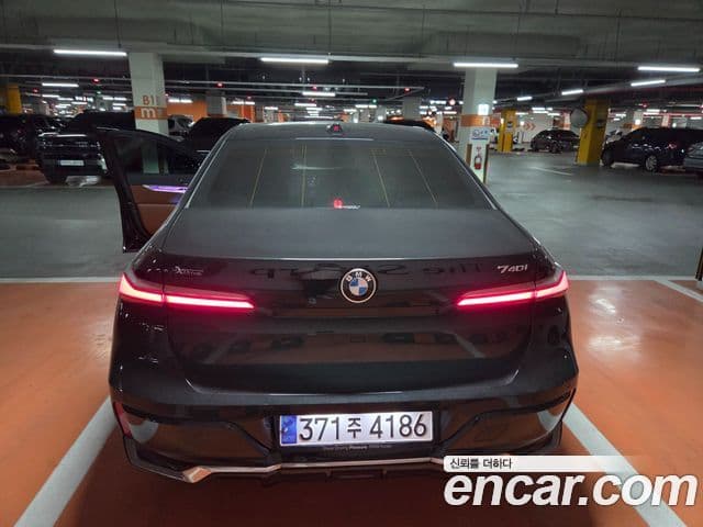 BMW 7시리즈 (G70) 740i xDrive M Sport, 2024 4