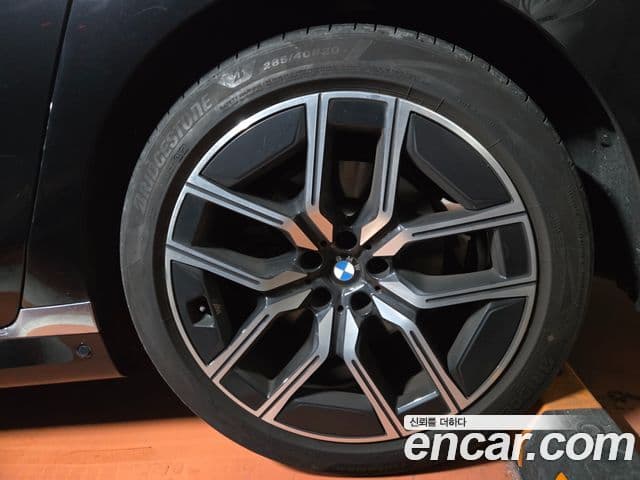 BMW 7시리즈 (G70) 740i xDrive M Sport, 2024 9