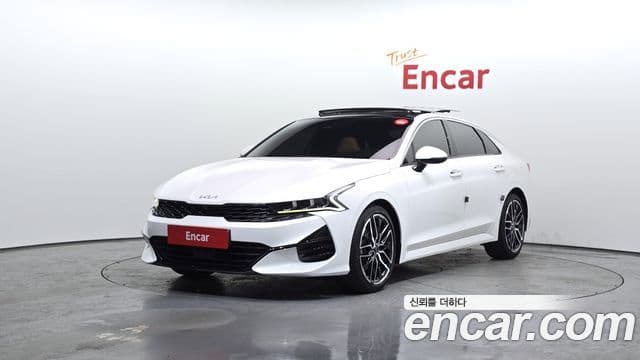 Kia K5 3세대 Signature, 2022 1