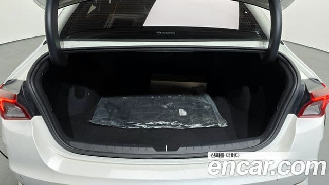 Kia K5 3세대 Signature, 2022 20