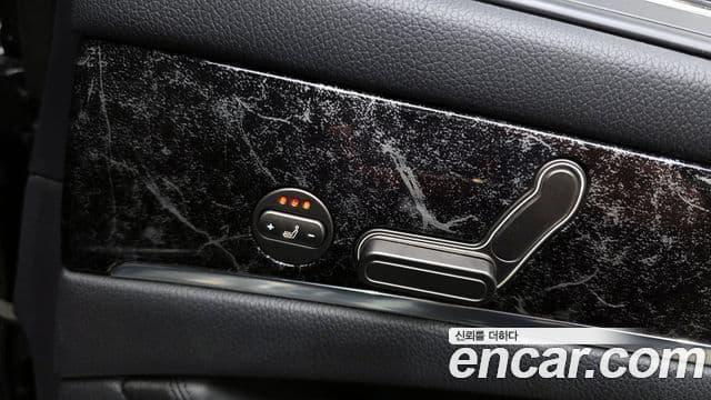 KG모빌리티(SsangYong) 뉴체어맨 W Prestige, 2014 18