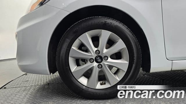 Hyundai Accent(новый кузов / новое поколение) Modern, 2017 все фото