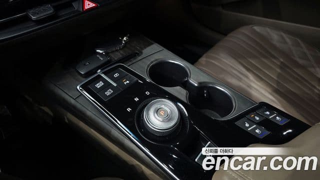 Kia K8 Signature, 2022 9