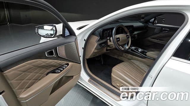 Kia K8 Signature, 2022 10